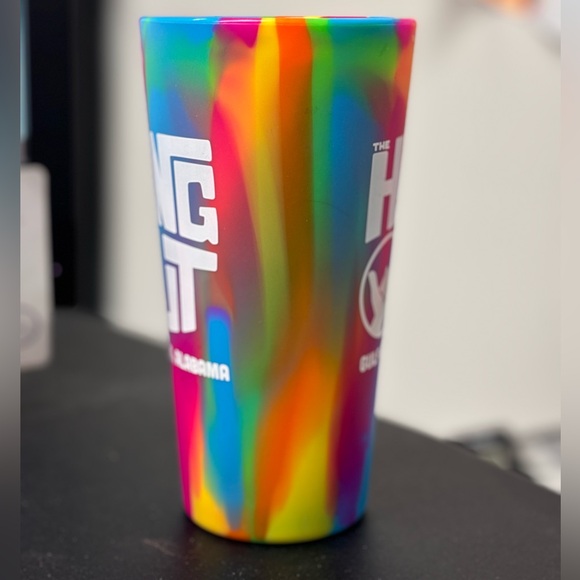 Silipint tie dye silicone cup 22 oz THE HANG OUT Gulf Shores, AL - Picture 7 of 7